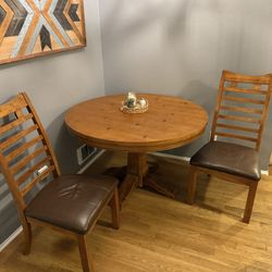 Free Table With 4 Chairs 