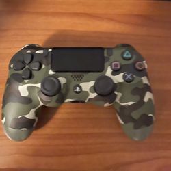 PS4 Camo Controller