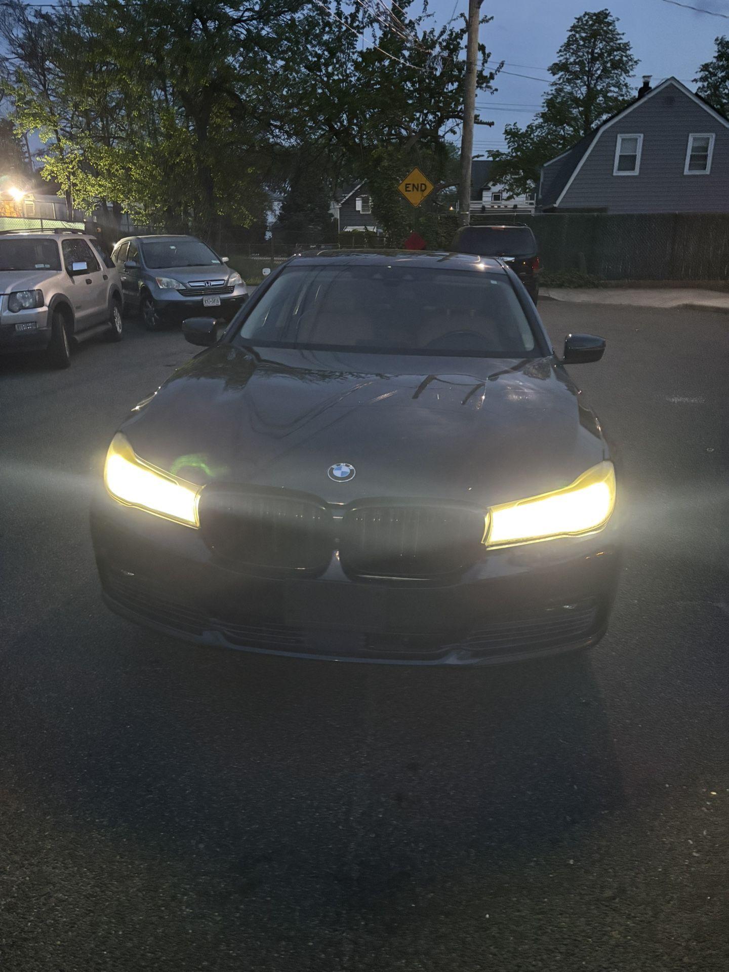 2016 BMW 750i