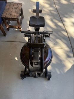 Obsidian Surge 500 Water Rowing Machine