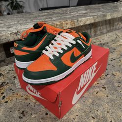 $55 New - Nike Dunk Low Miami Hurricanes - Size 9.5