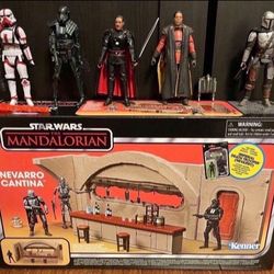 Star Wars Vintage Collection Mandalorian Nevarro Cantina & Figures