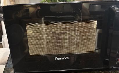 Kenmore 0.9 cu-ft Countertop Microwave