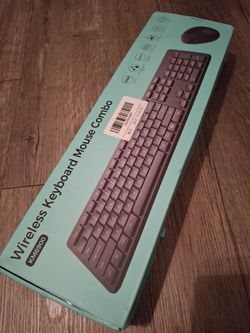 Keyboard (Wireless with Wireless Mouse Combo) $20 BRAND NEW!
