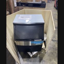 Industrial Icemaker