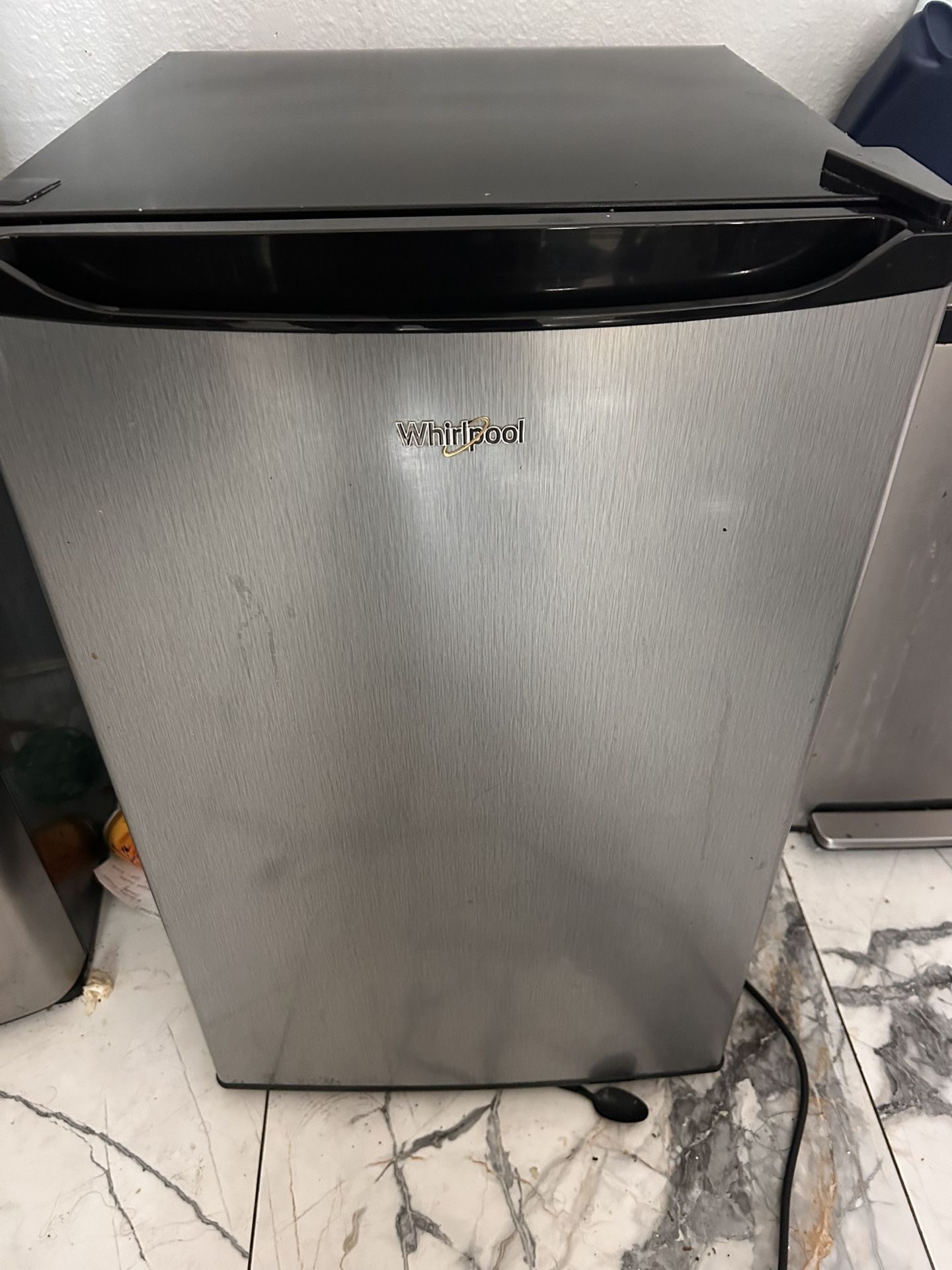 Whirlpool Mini Fridge