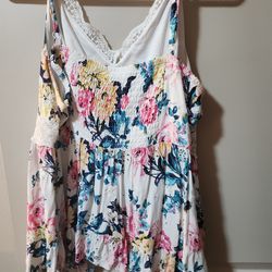 White floral tank top