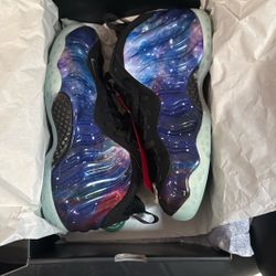 Foamposite Galaxy Brand New Never Worn Size Sz. 8.5