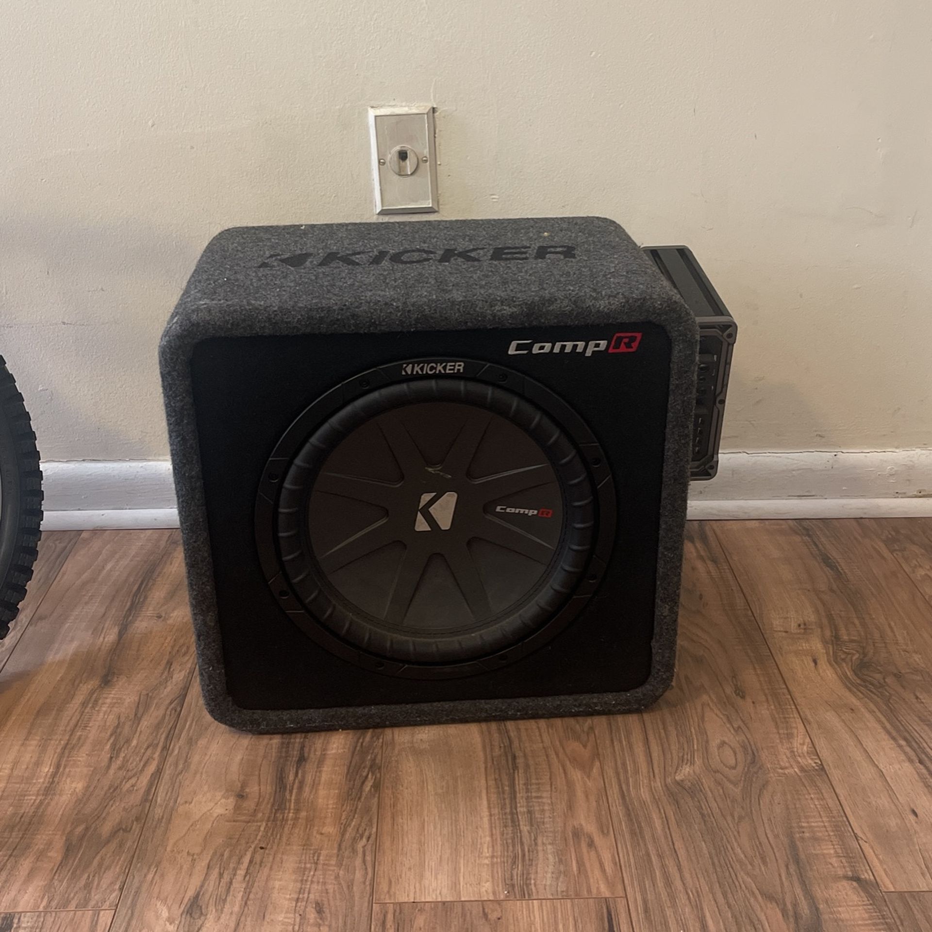 Subwoofer And Subwoofer Amplifier KIKER