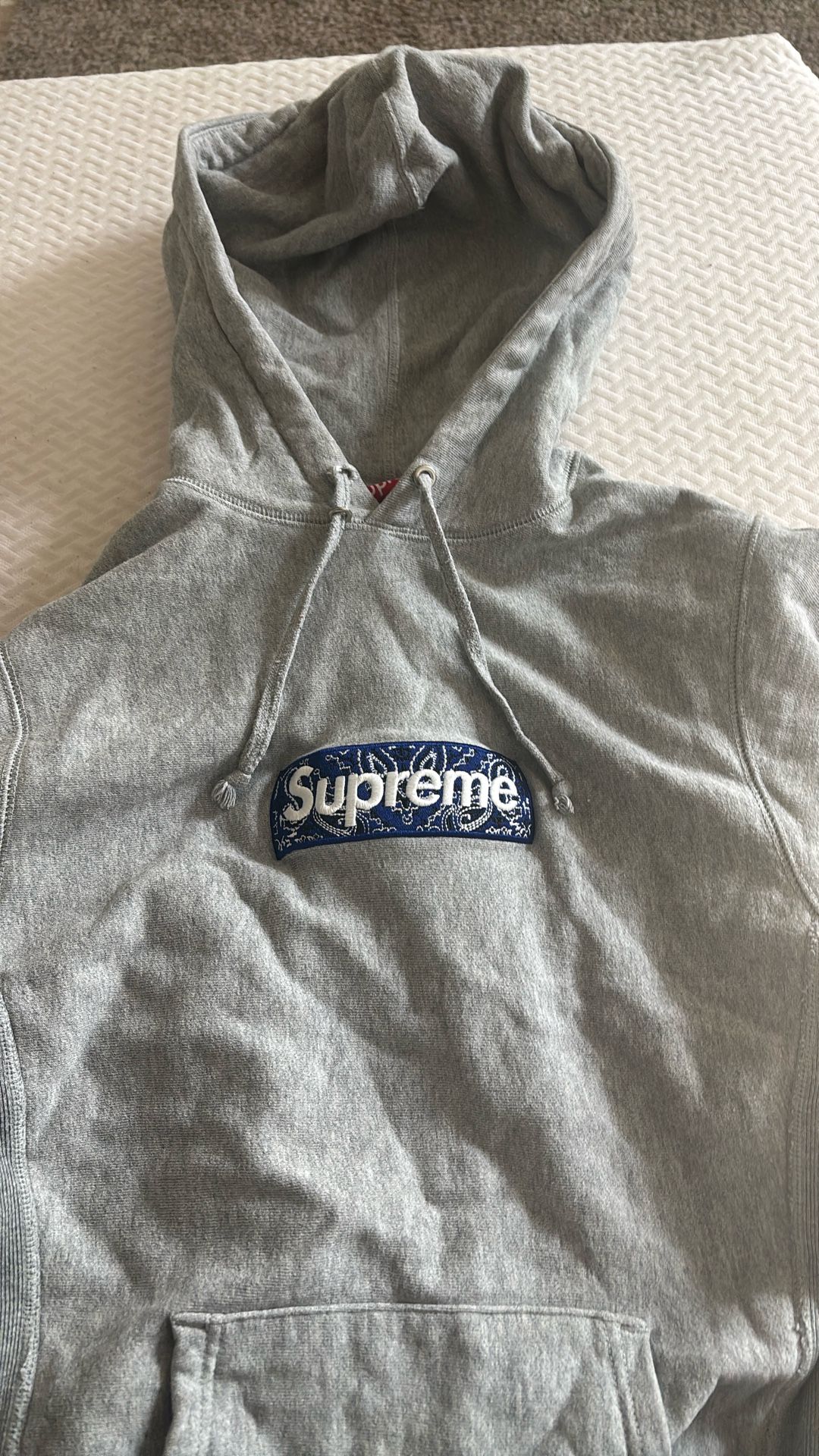 Supreme Hoodie