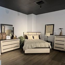Queen Bed, Dresser, Mirror And Nightstand 