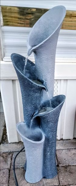 Outdoor Tiered Water Fountain Sculpture
