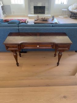 Antique Style Console/Sofa Table