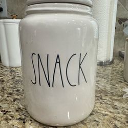 Rae Dunn jar