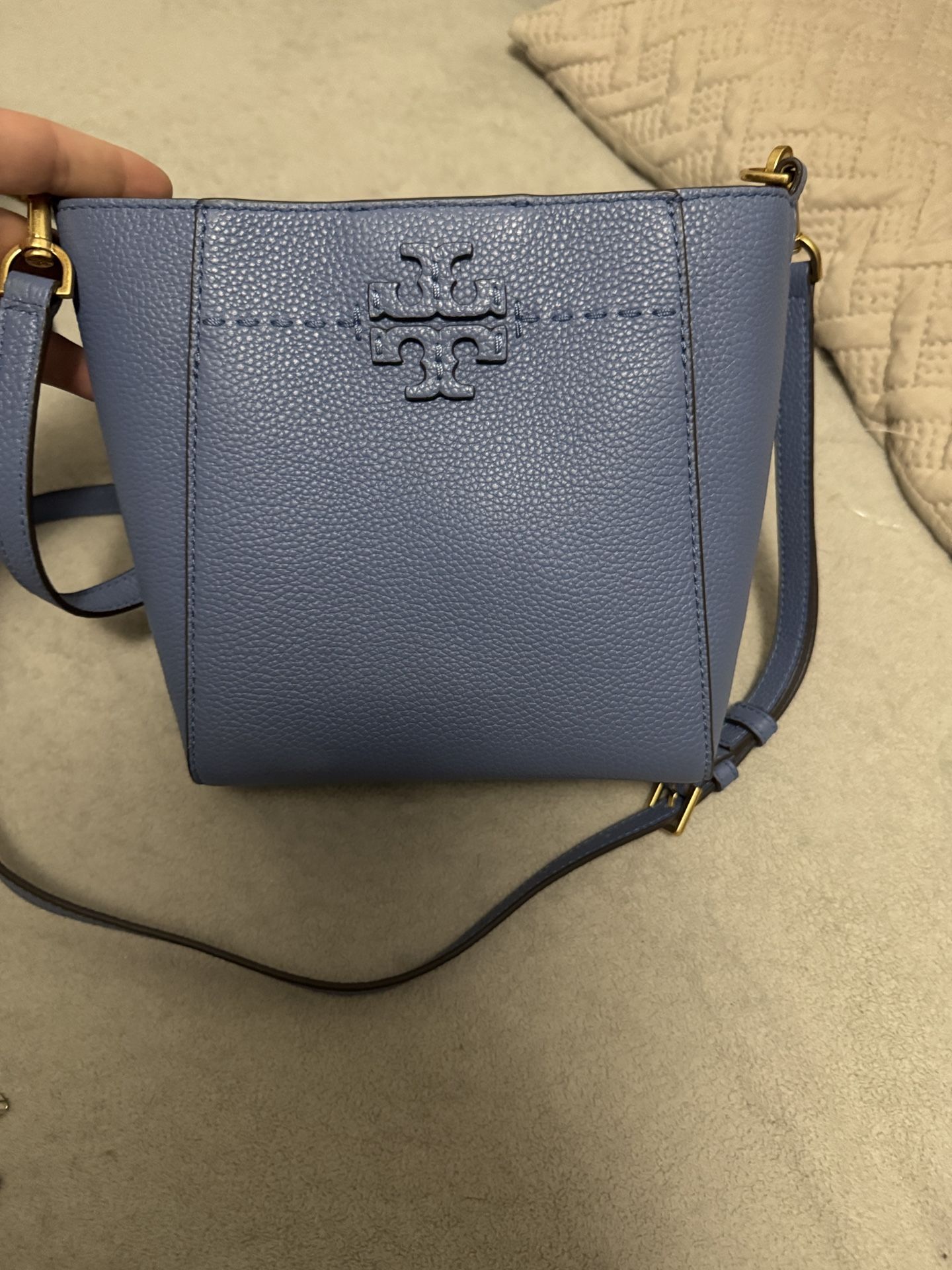 Authentic Tory Burch Bucket Bag Crossbody