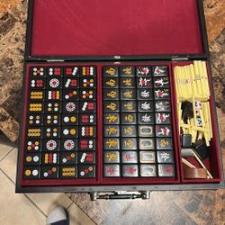 Chinese Mahjong Game Set, "Jet Set" with 148 Small-Size Black Tiles and Wooden Case