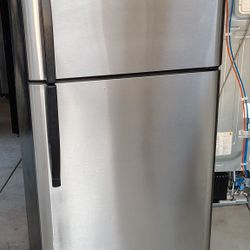 Kenmore Stainless Steel Refrigerator 