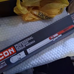 Brand New ICON 1/2 Torque Wrench 