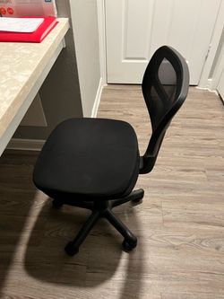 Laptop/ Printer/ Chair