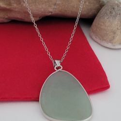 ❤️ Sterling Silver And Aventurine Drop-Shaped Pendant Necklace, Beautiful!! Chain