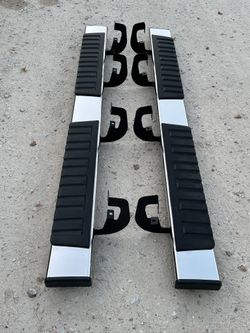 Chevy Silverado running boards