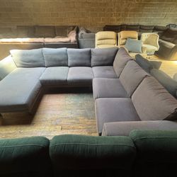 Wrap Around Sectional Couch (WE DELIVER)