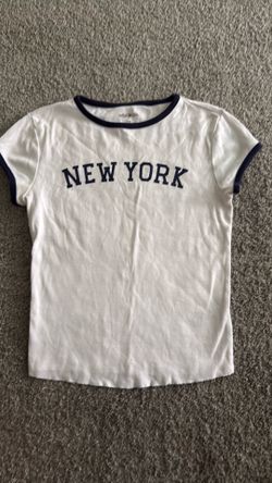 Women’s shirt size xxs