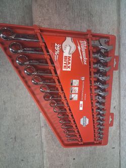 Milwaukee 48-22-9415 15pc Combination Wrench Set