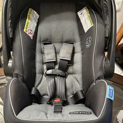 Car Seat + Stroller 