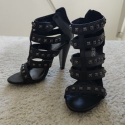 Unlisted Black Studded Shoe Size 7