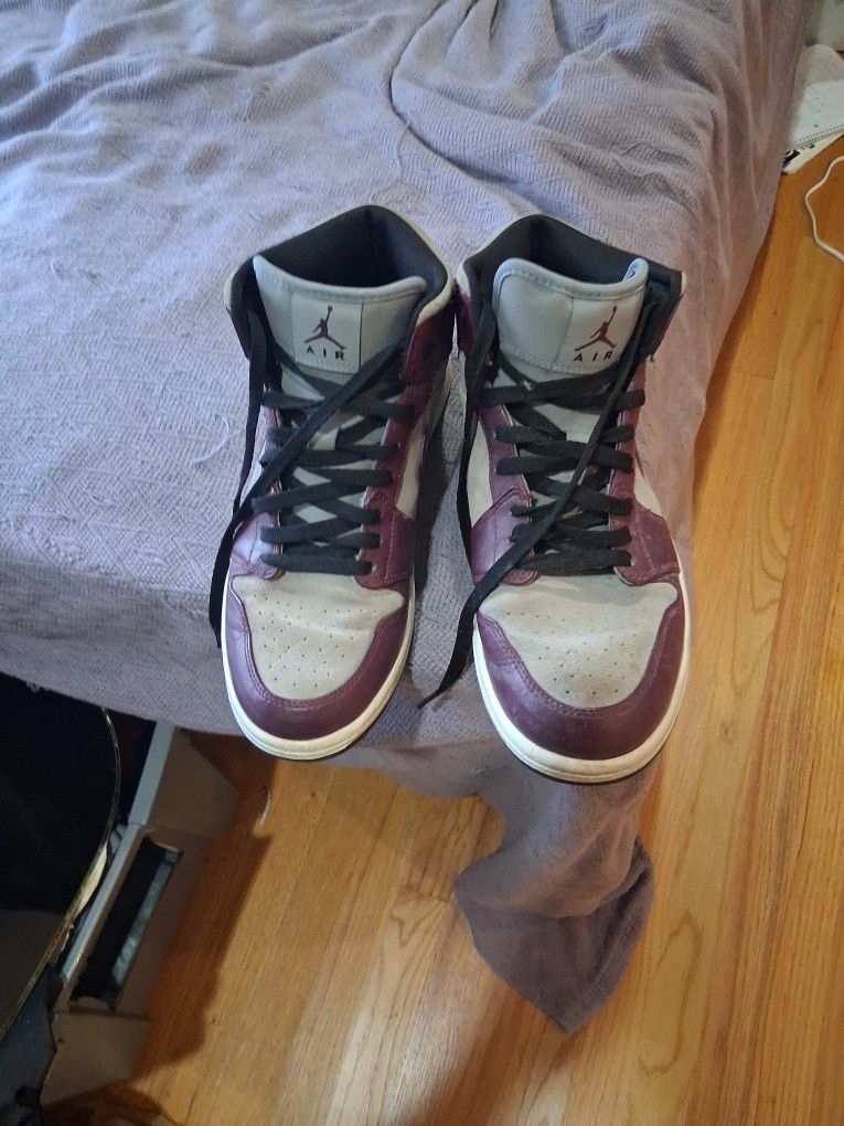Jordan 1s Phat Bordeaux Size 10