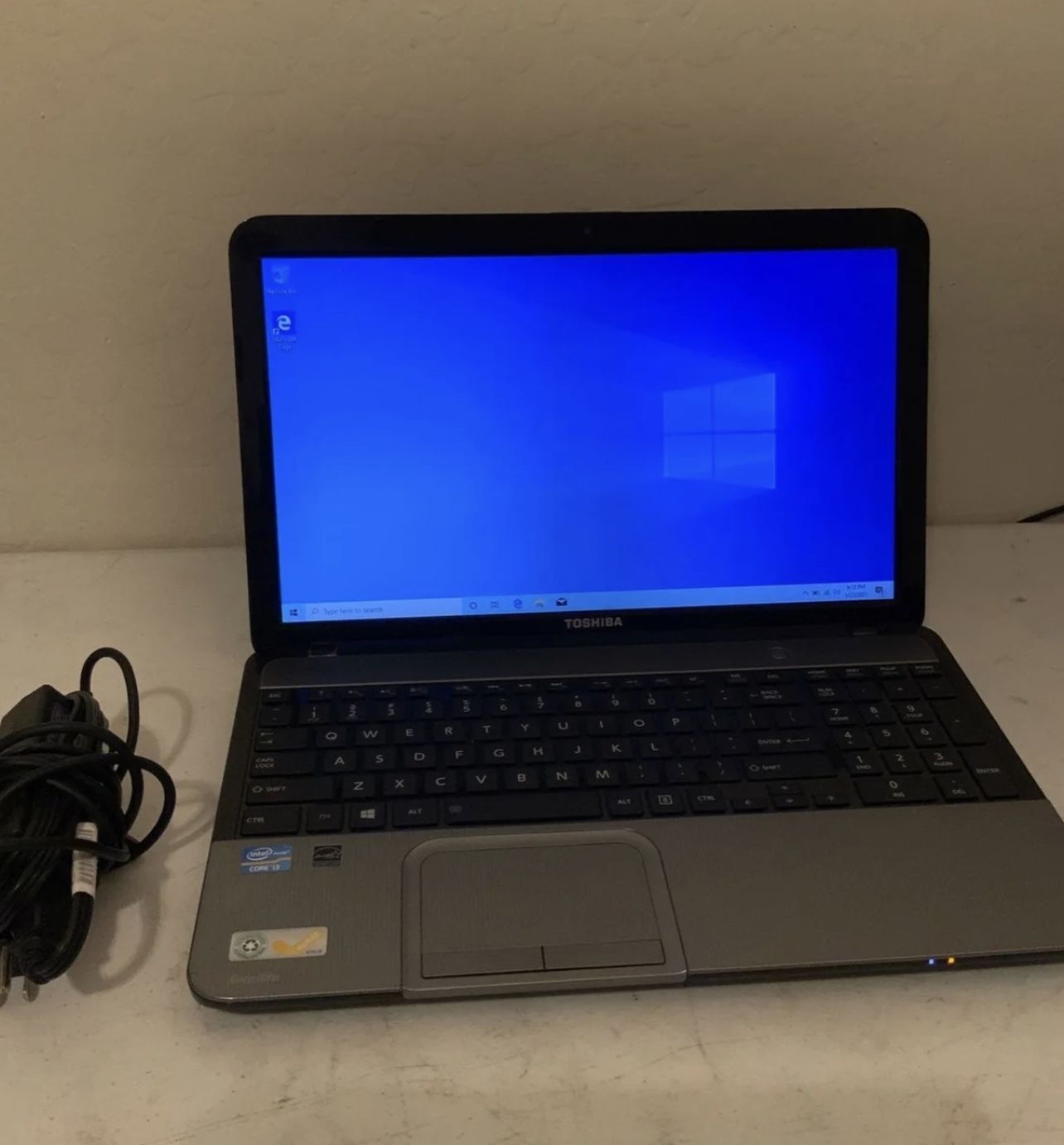 Toshiba 15” Windows 10 Laptop