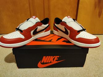 Jordan 1 Chicago Low  Size 11