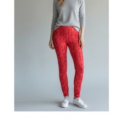 LuLaRoe Red Cupid Valentine Leggings 🚨SIZE 12-18 Tall & Curves