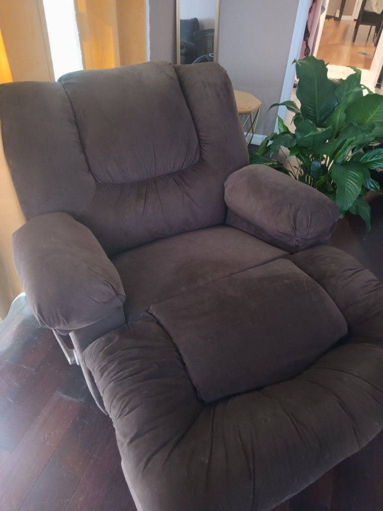 Recliner Chair