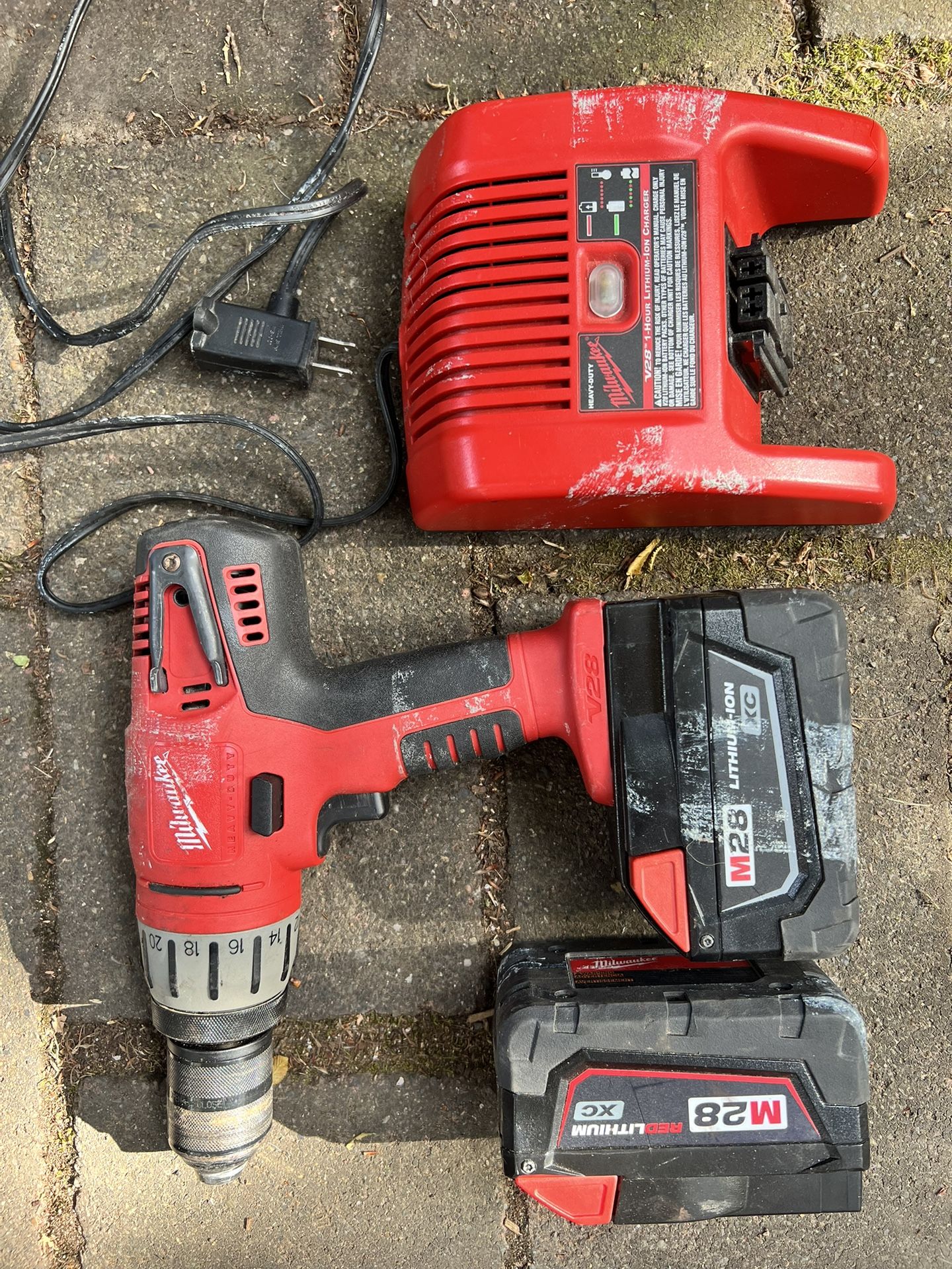 Milwaukee M28 Batteries And Drill for Sale in Seattle WA OfferUp