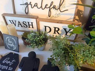 Wash & Dry Laundry Signs