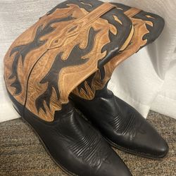 BOOTS On The GROUND! Old West Cowboy Boots