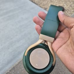 Bluetooth Headphones Need Gone Asap