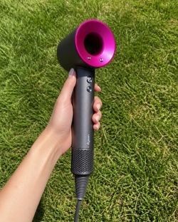 Dyson Supersonic Hair Dryer – Fast Drying, Sleek Results
