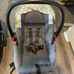Graco Snugride 30 (newborn/infants)