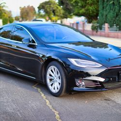 2020 Tesla Model S