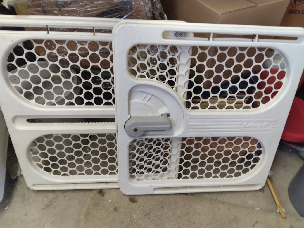 Baby /Pet Gate