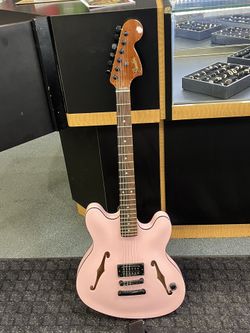 Fender Electric Guitar (347)