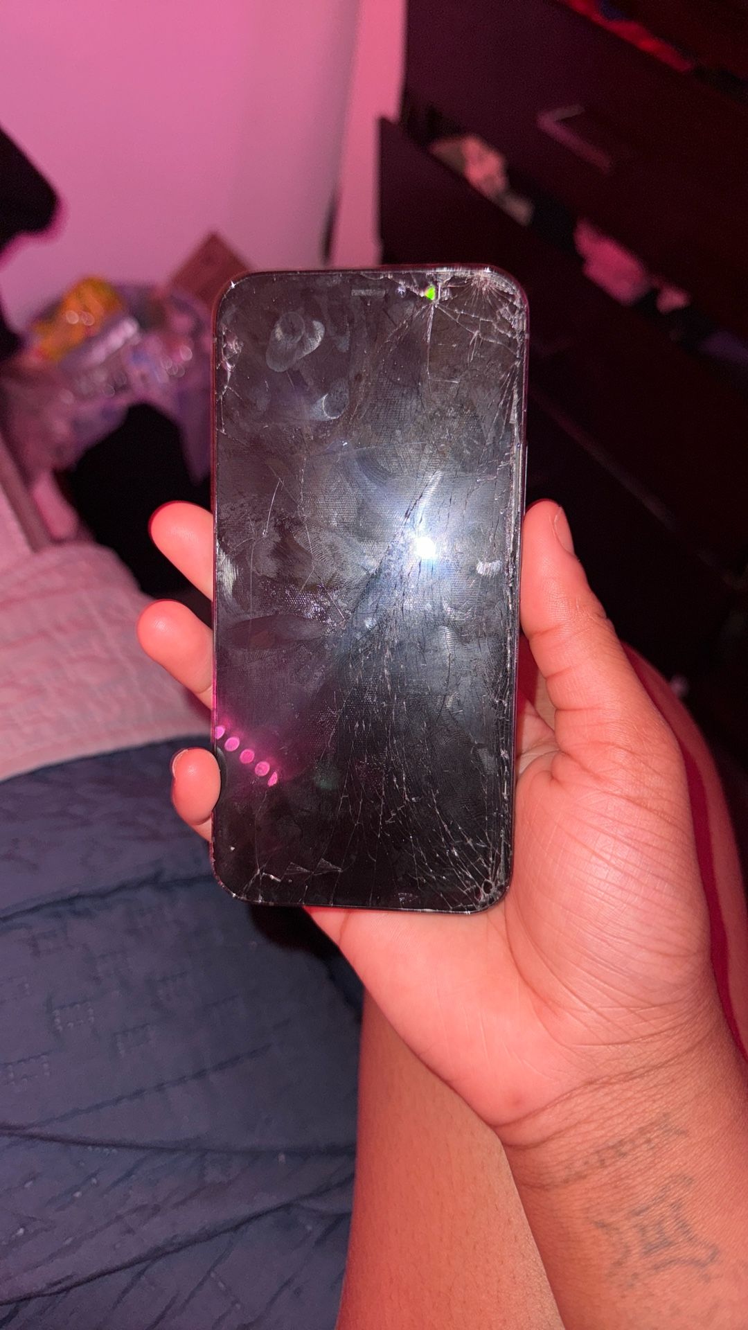 *NEEDS NEW SCREEN* Iphone 12 Pro 256 GB