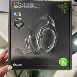 Razer BlackShark V2 Pro Wireless Gaming Headset 2023 Edition: Detachable Mic - Pro-Tuned FPS Profiles - 50mm Drivers - Noise-Isolating Earcups w/Ultra