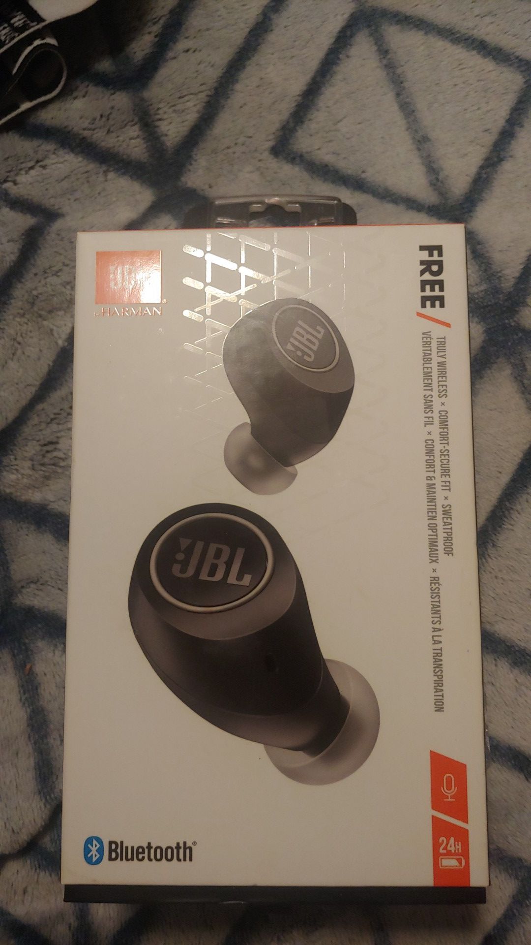 JBL Free True Wireless earbuds
