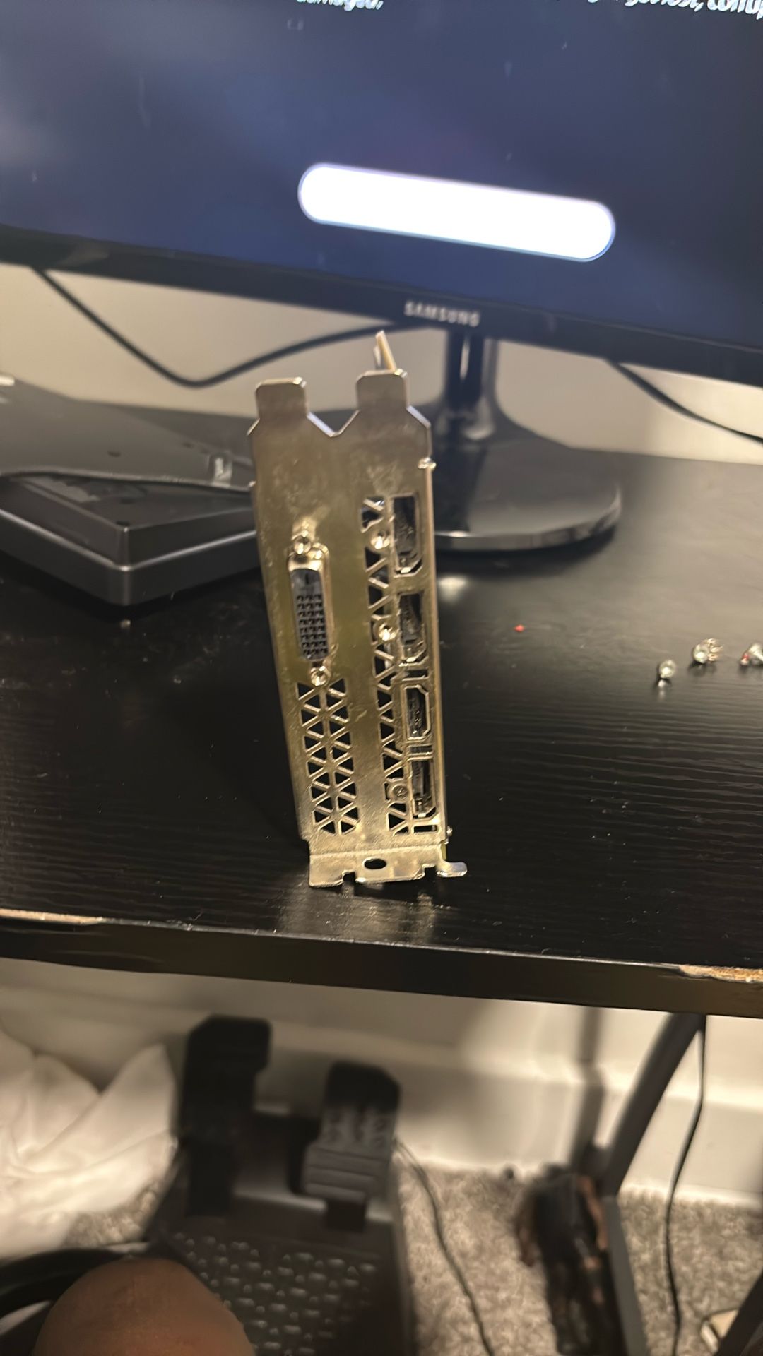 Charger piece from PC