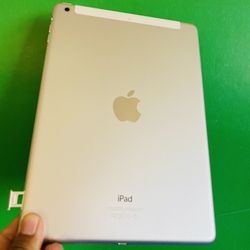 Apple iPad Air (9.7” Retina / IOS 12 / newer than ipad 4th Gen.) 16GB WiFi + cellular (AT&T, T-mobile, Verizon etc) with Keyboard  case & Accessories