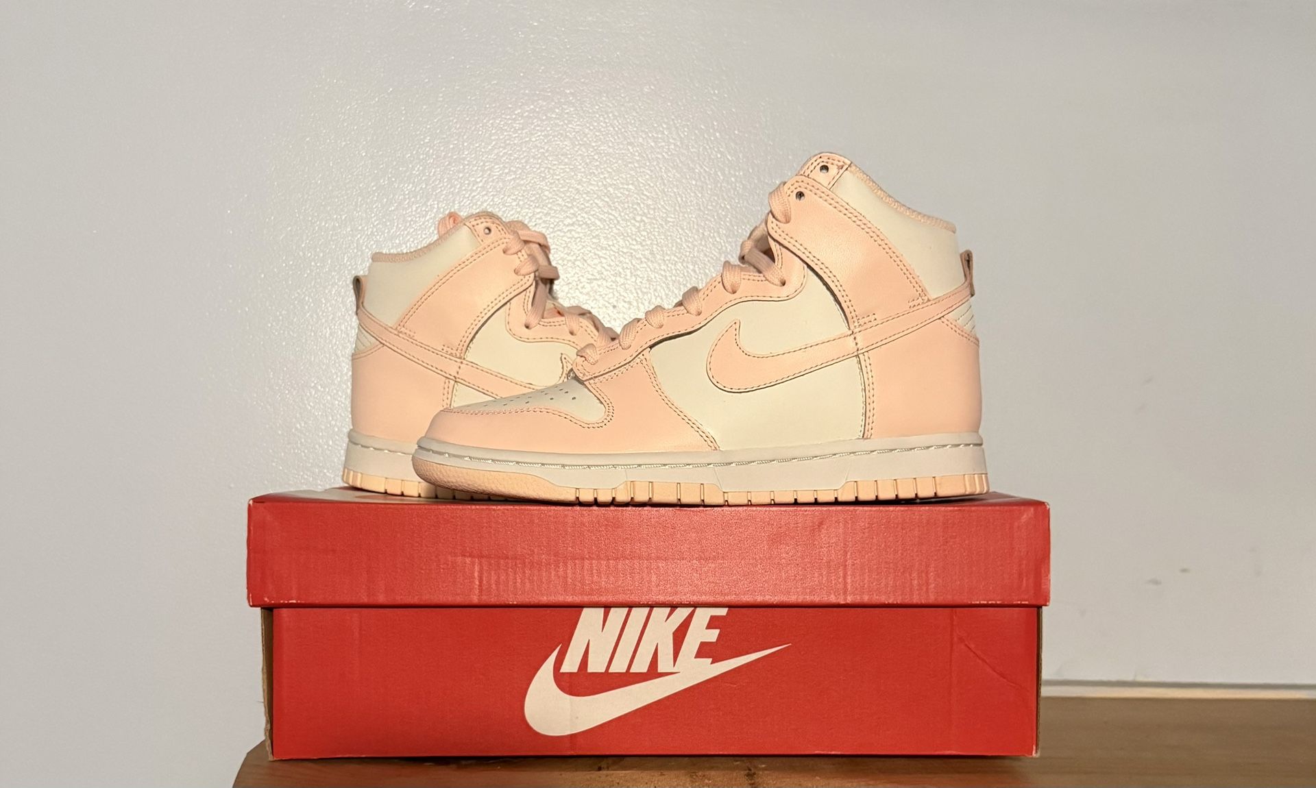 Nike Sail Crimson Tint Dunk High Woman Size 6.5